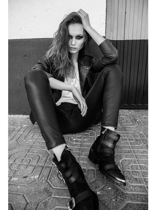 Model Picture